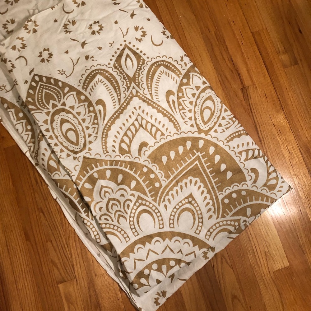 Queen sized tapestry